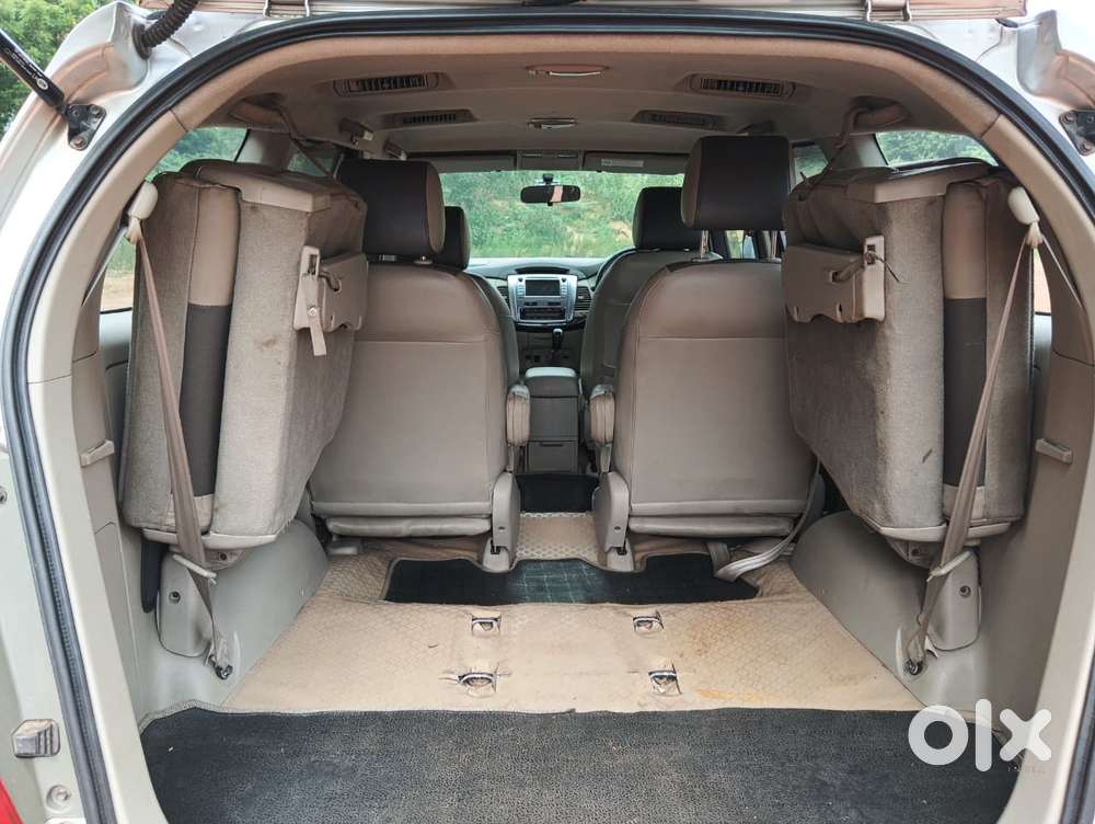 Toyota Innova 2.5 Z Diesel 7 Seater, 2014, Diesel