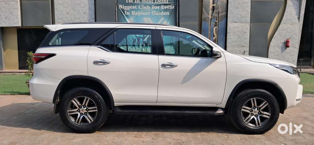 Toyota Fortuner 4x2 Mt 2.8 Diesel, 2022, Diesel