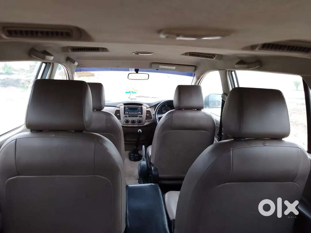 Toyota Innova 2016 Diesel 120000 Km Driven