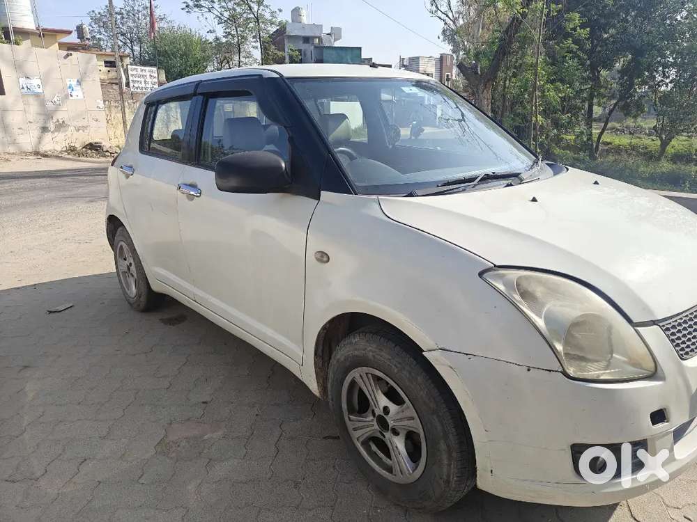 Maruti Suzuki Swift 2010 Diesel 140000 Km Driven