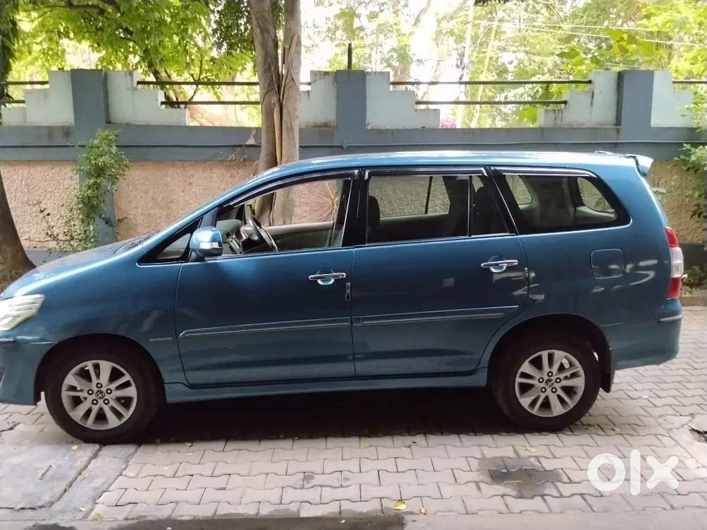 Toyota Innova 2012 Diesel 159000 Km Driven