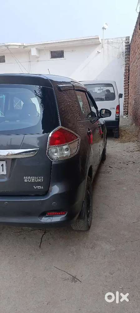 Maruti Suzuki Ertiga Limited 2015
