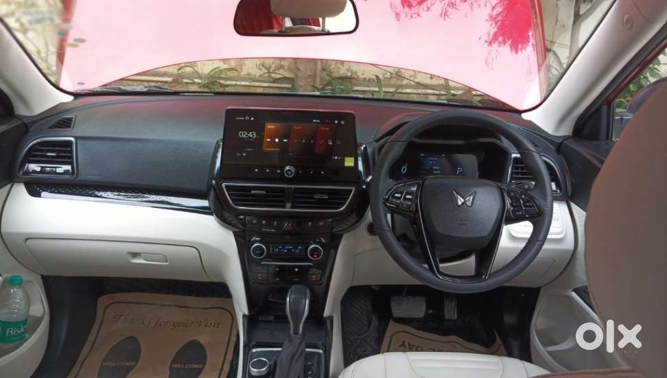 Mahindra Xuv 3xo Ax5 Pm At, 2025, Petrol