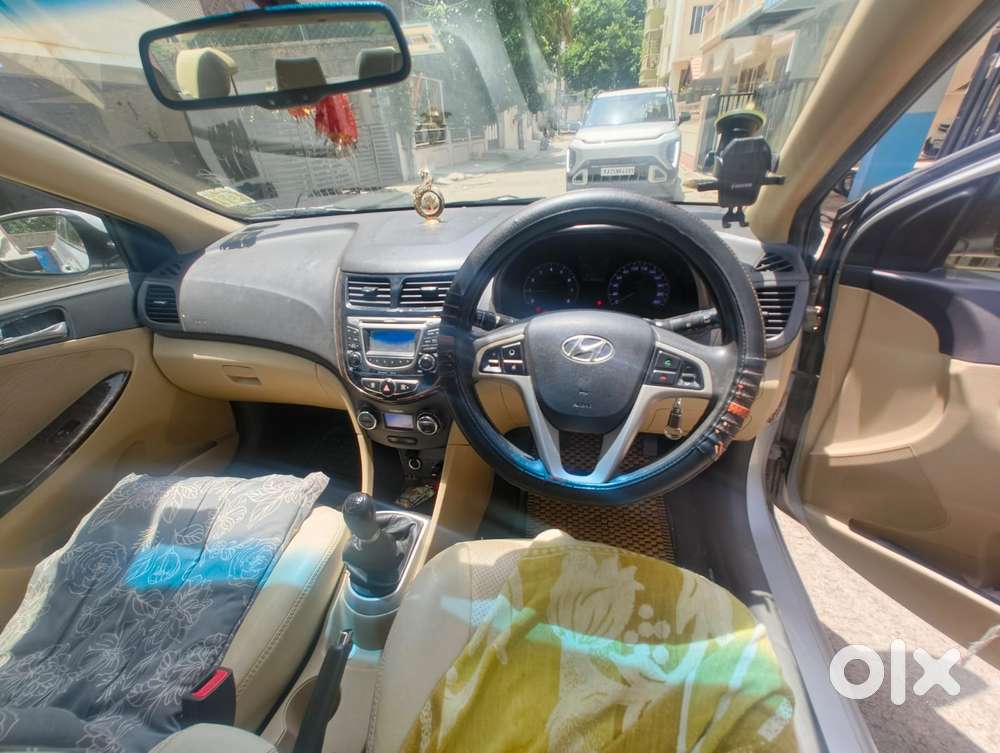 Hyundai Verna 1.5 Sx Vtvt, 2013, Petrol