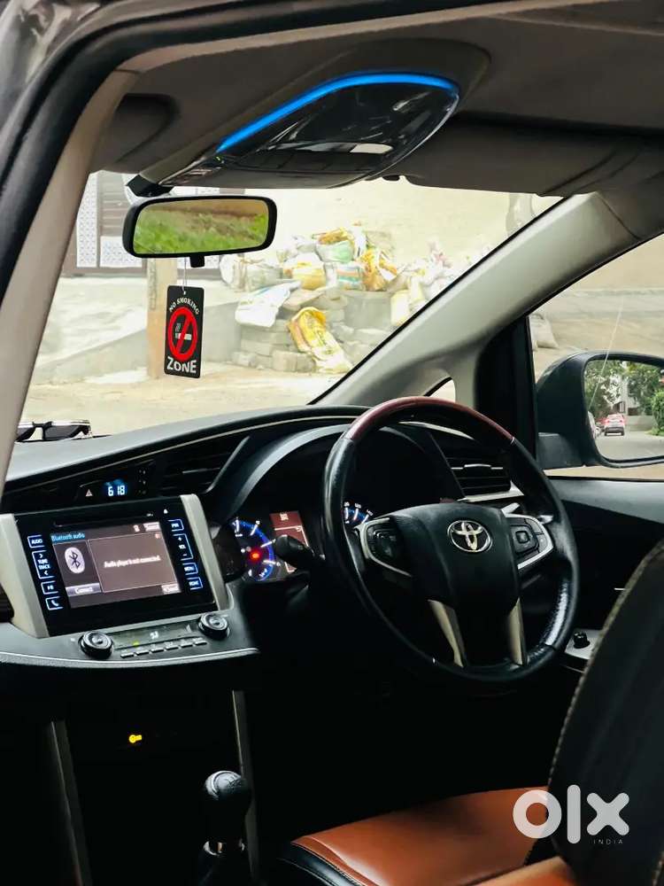 Toyota Innova Crysta 2016