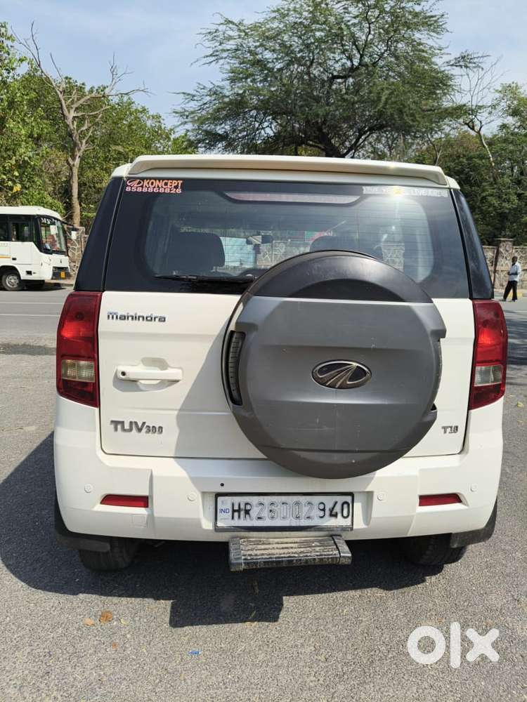 Mahindra Tuv 300 T10 Opt, 2018, Diesel