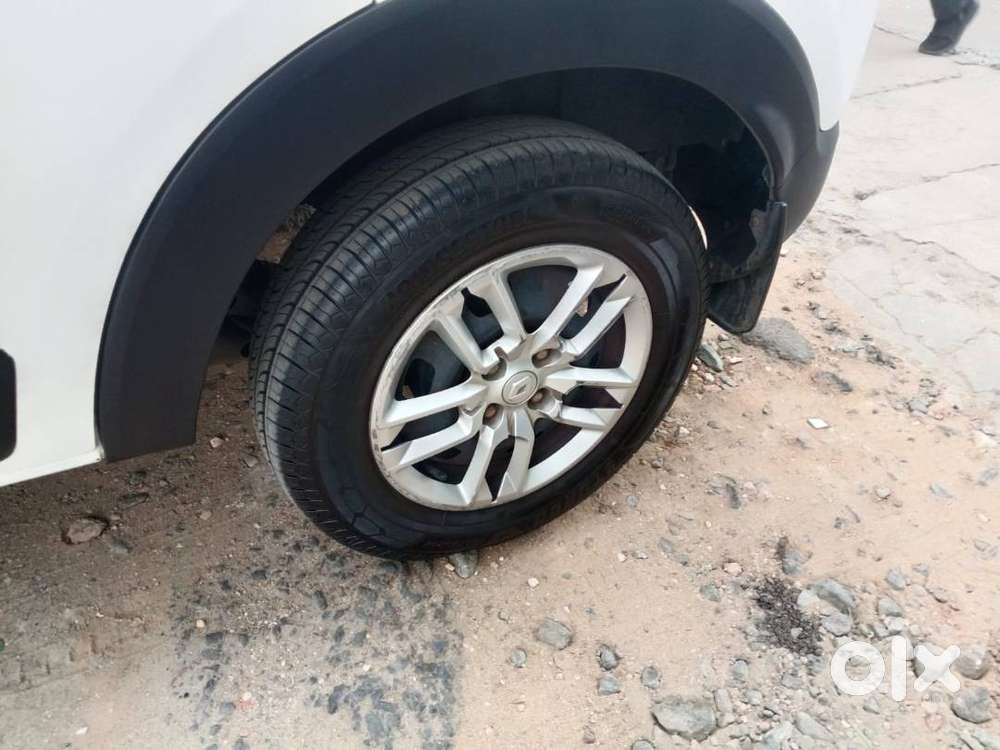 Renault Triber 2021 Rxt