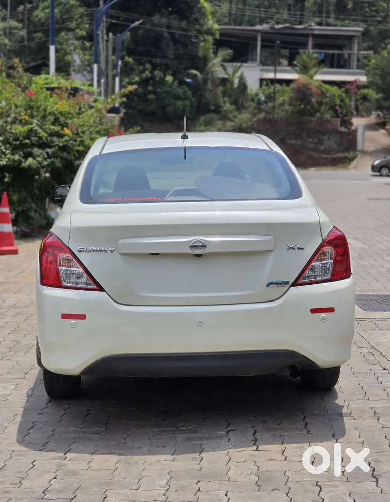 Nissan Sunny