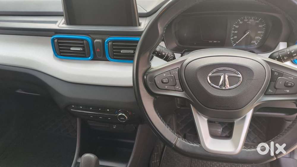 Tata Punch Smart Plus 1.2 Petrol 6amt, 2022, Petrol
