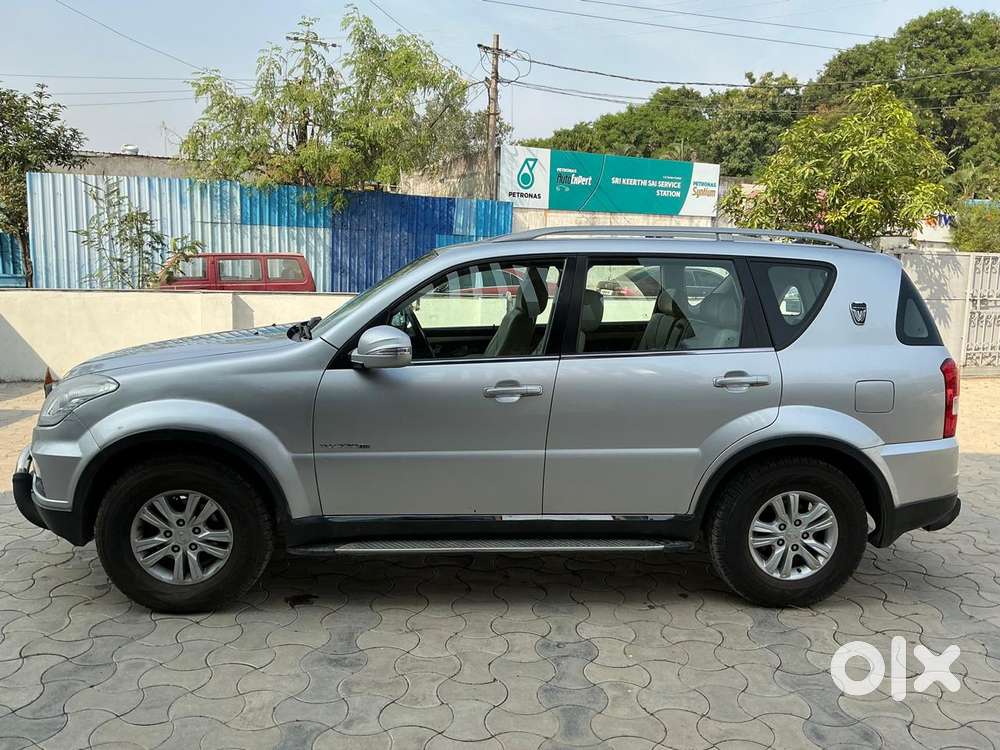 Mahindra Rexton, 2014, Diesel