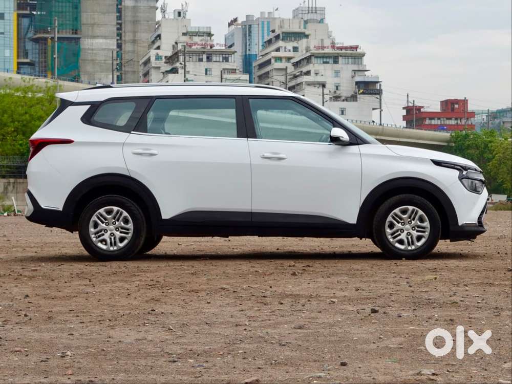 Kia Carens 1.5 Premium 7 Str, 2023, Petrol