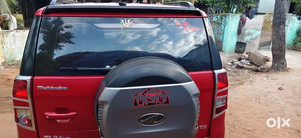 Mahindra Tuv 300 2018