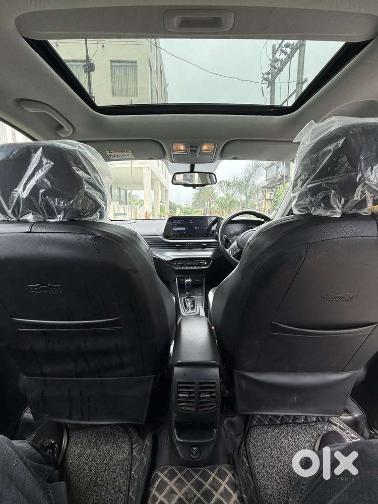 Hyundai New I20 1.2 Asta (o) Ivt, 2023, Petrol