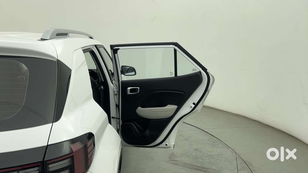 Hyundai Venue 1.0 Sx (o) Turbo Dct, 2024, Petrol