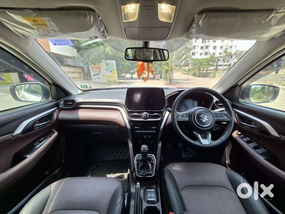 Maruti Suzuki Grand Vitara Smart Hybrid Alpha, 2025, Petrol