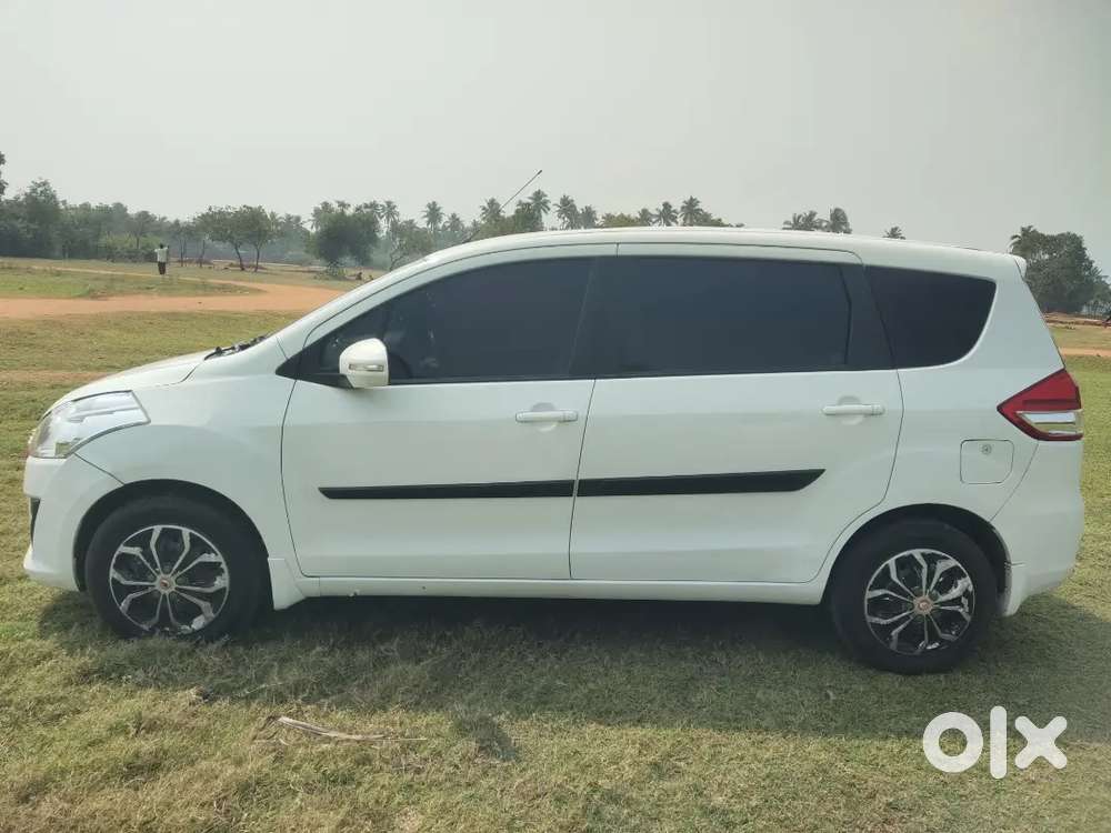 Maruti Suzuki Ertiga 2013
