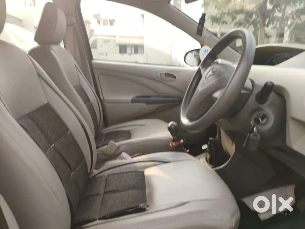 2014 Toyota Etios 1.5 पेट्रोल