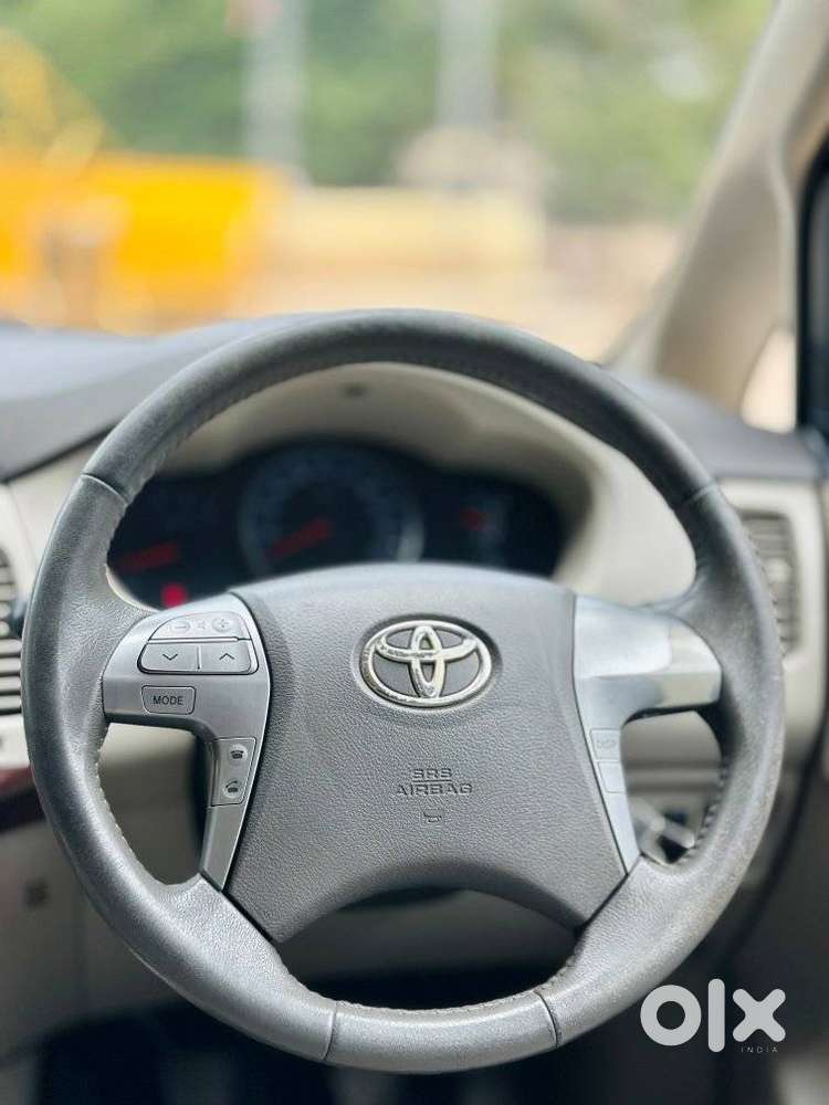 Toyota Innova 2.5 V 7 Str, 2013, Diesel