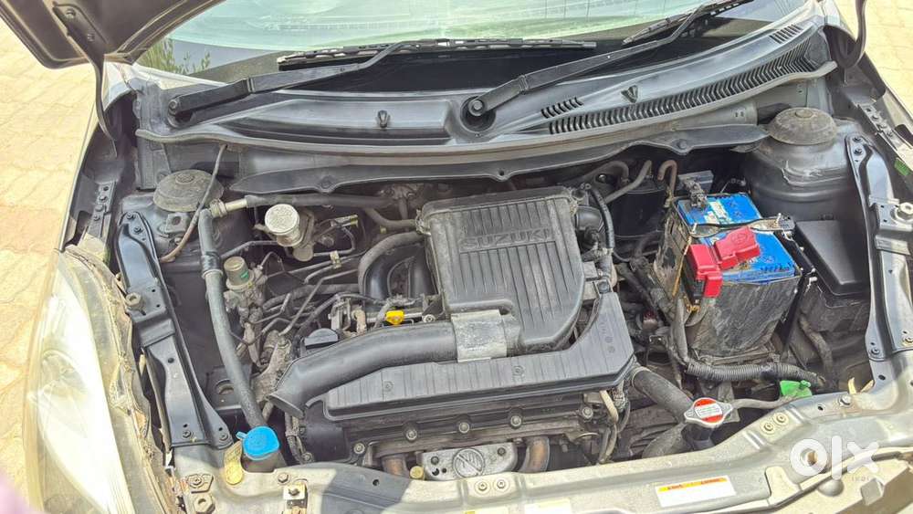 Maruti Suzuki Dzire 1.2 Vxi, 2015, Petrol