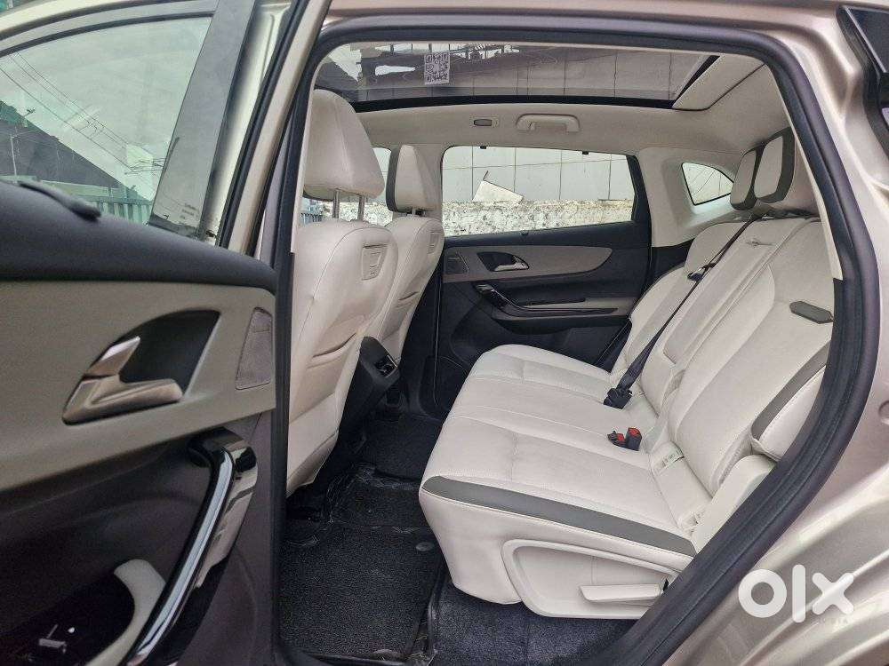 Mahindra Xev 9e Pack Three (top Model), 2025, Electric