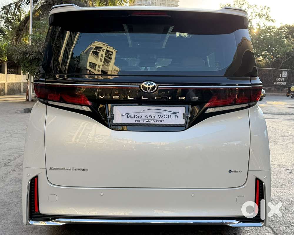Toyota Vellfire Vip – Executive Lounge, 2024, Petrol