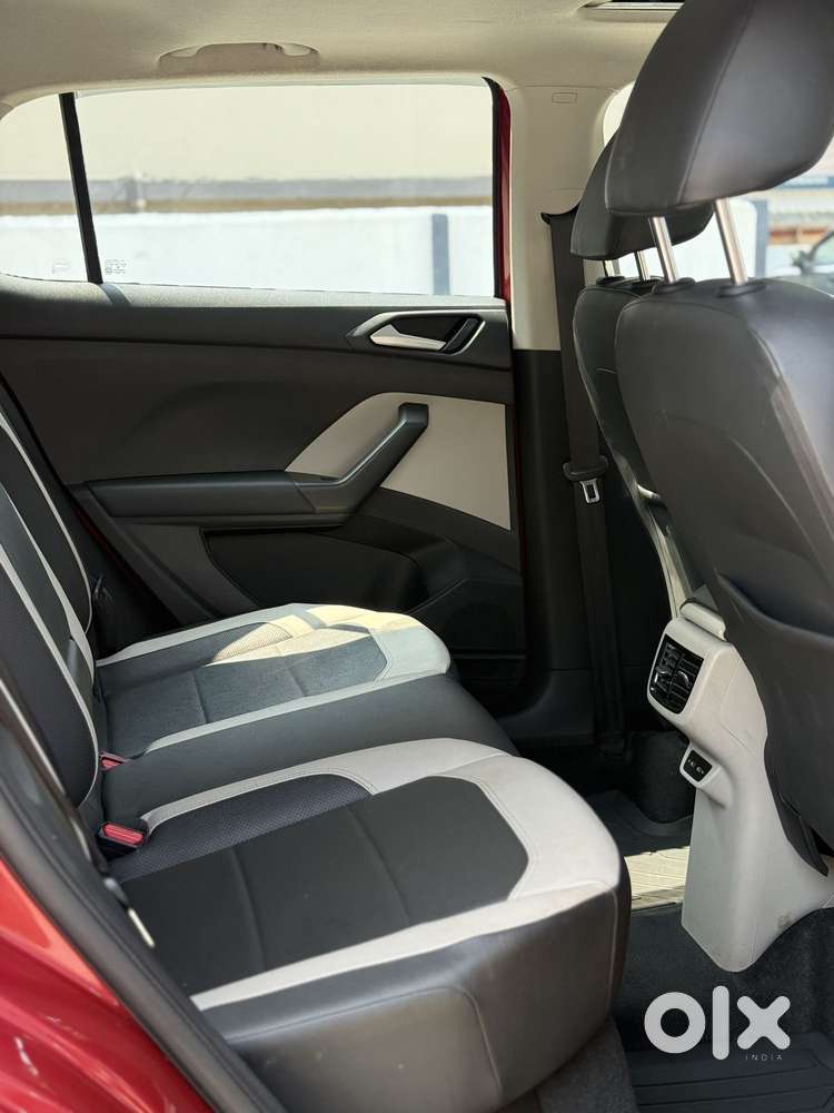 Volkswagen Taigun 1.0 Tsi Topline At, 2022, Petrol