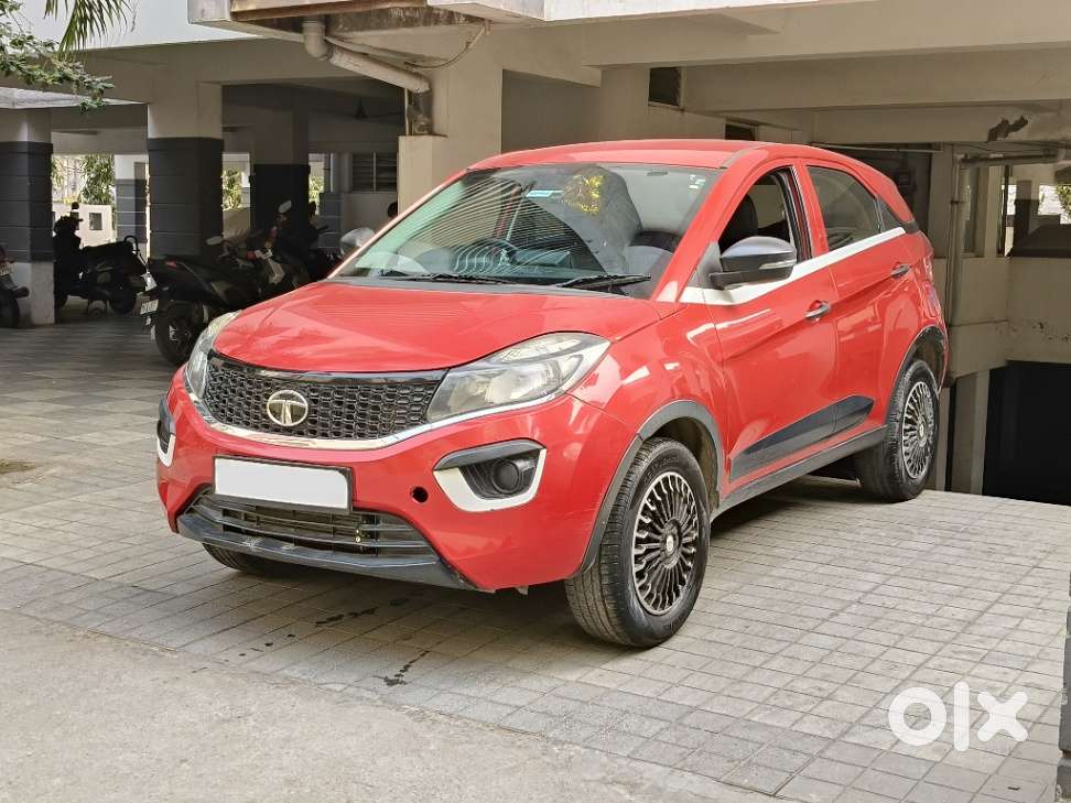 Tata Nexon Amt 1.2 Revotron Xma, 2019, Petrol