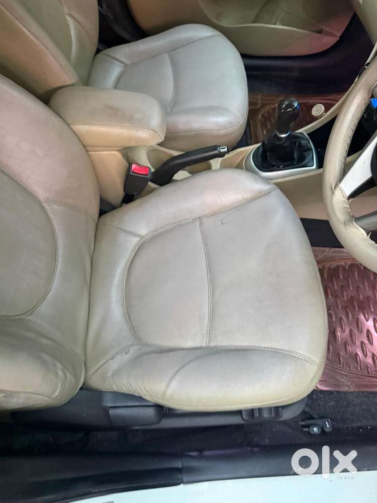 Hyundai Fluidic Verna 1.6 Vtvt Sx, 2013, Petrol