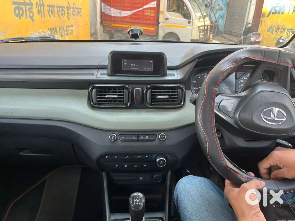 Tata Punch 2023 Petrol 47500 Km Driven