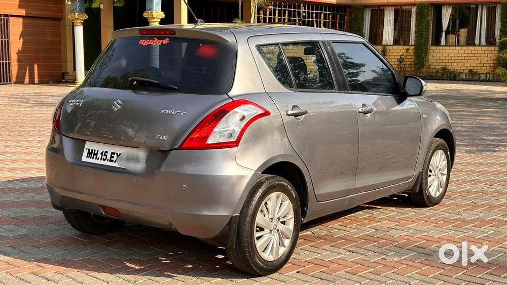 Maruti Suzuki Swift Zdi Plus, 2015, Diesel