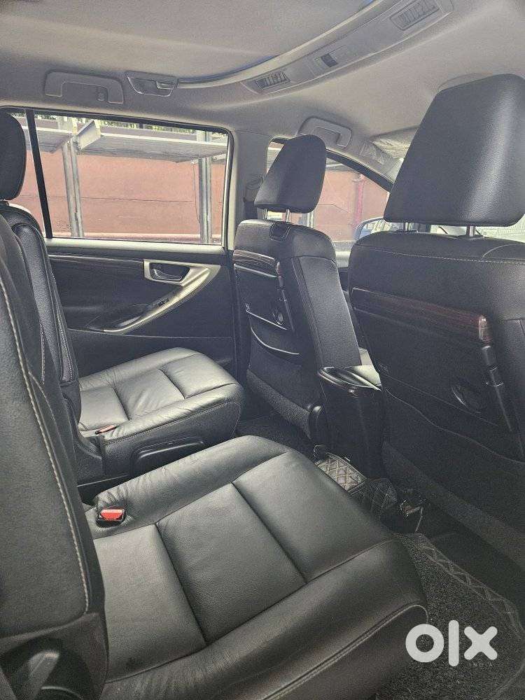 Toyota Innova Crysta Zx 2.4 Diesel 7 Seater, 2017, Diesel