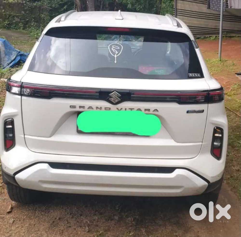 Maruti Suzuki Vitara 2024 Hybrid With Alloy Wheels