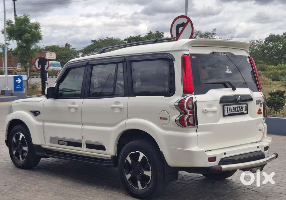 Mahindra Scorpio S11 Mt 7s, 2023, Diesel