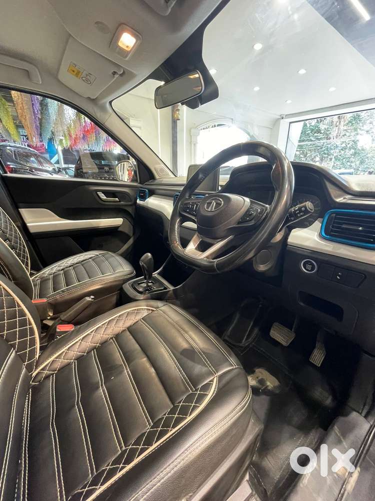Tata Punch Creative Amt, 2022, Petrol
