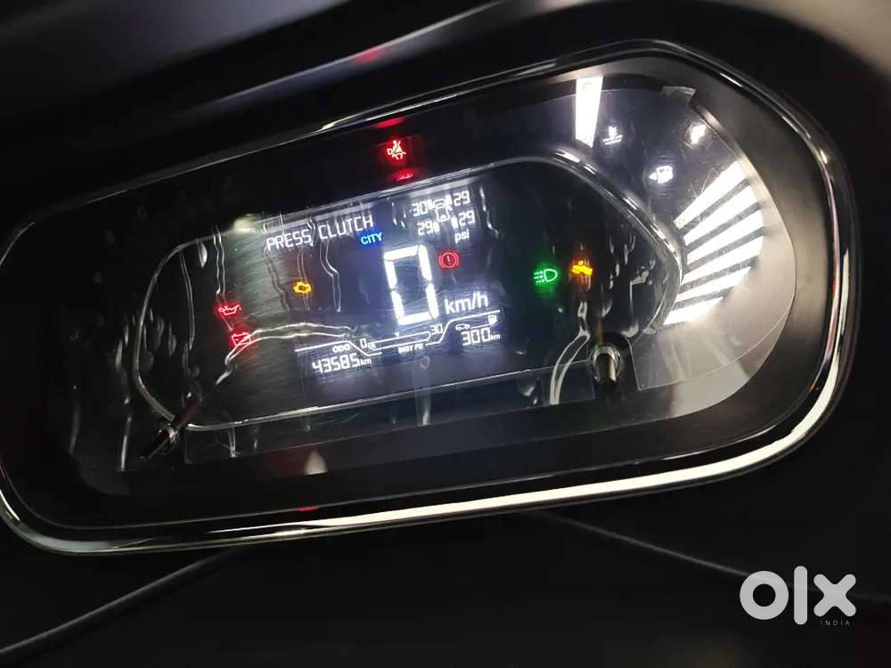 Tata Nexon 2022 Petrol 43500 Km Driven