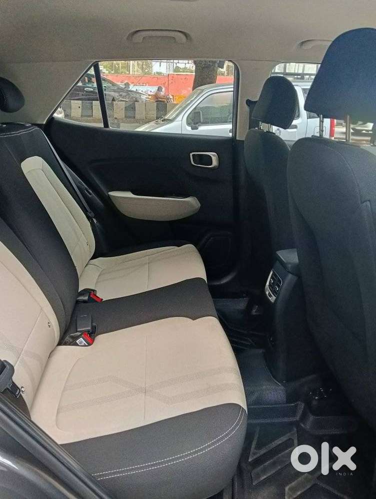 Hyundai Venue S Turbo Dct, 2024, Petrol