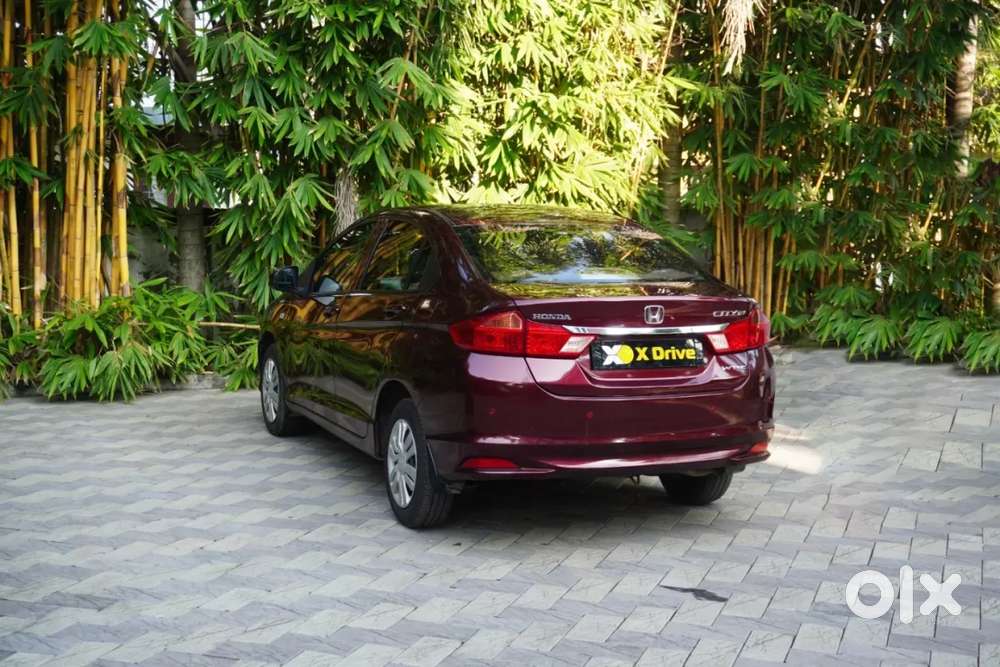 Honda City I-vtec S, 2016, Petrol