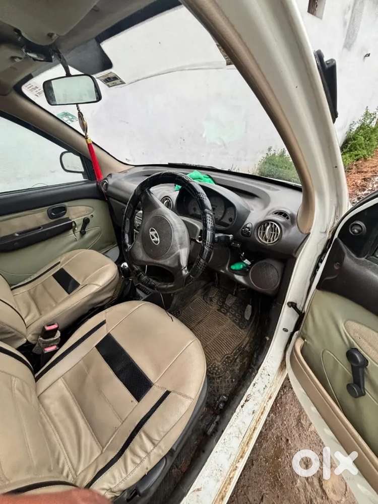 Hyundai Santro Magna 2012