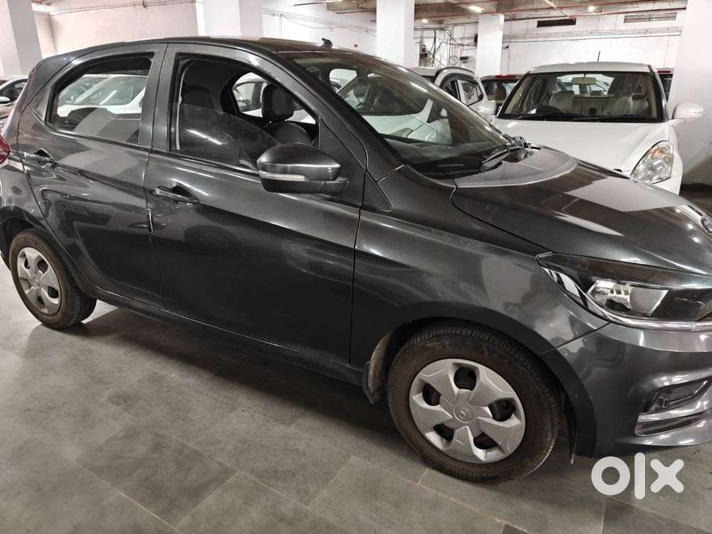 Tata Tiago, 2021, Petrol