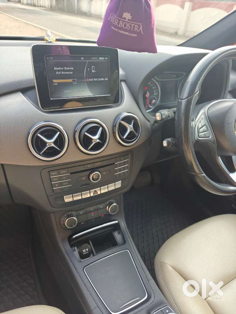 Mercedes-benz B Class [2016-2018] 2.1 B200 Sport Diesel, 2016, Diese..