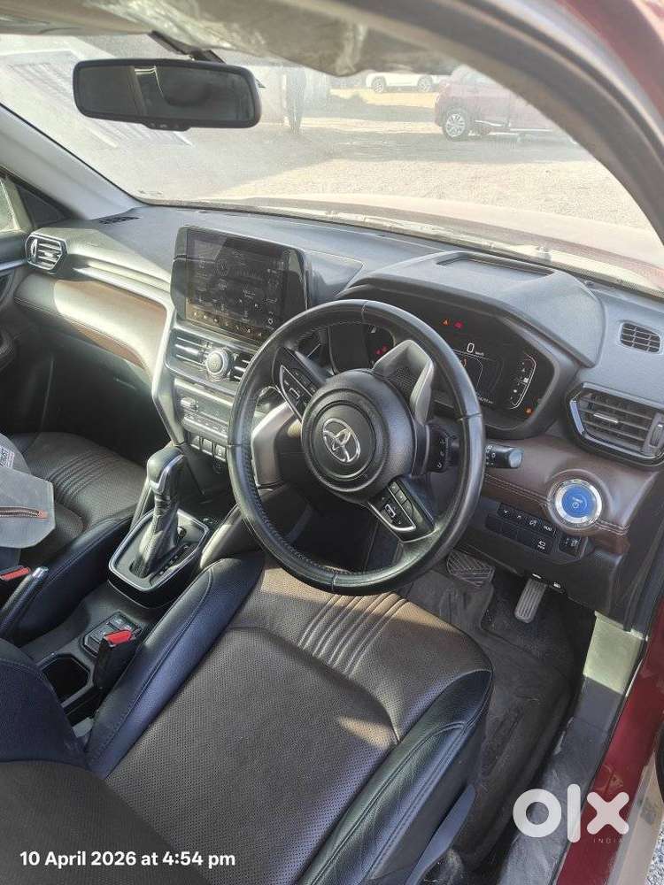 Toyota Urban Cruiser Hyryder 1.5 V Hybrid, 2022, Petrol