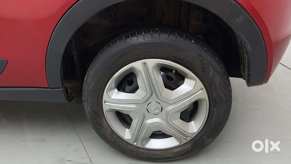 Tata Nexon 1.2 Revotron Xm, 2018, Petrol