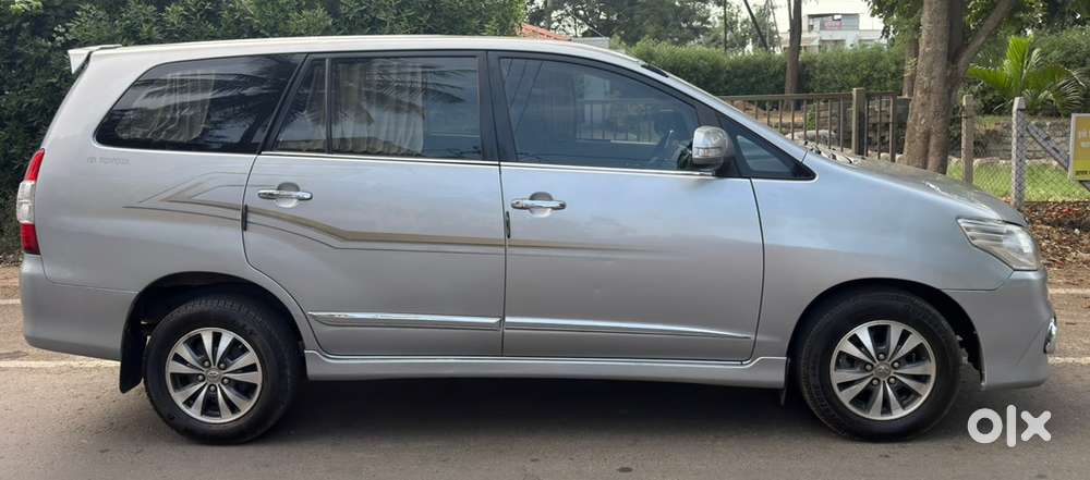 Toyota Innova Diesel 2.5 Z Top Model Mint Condition