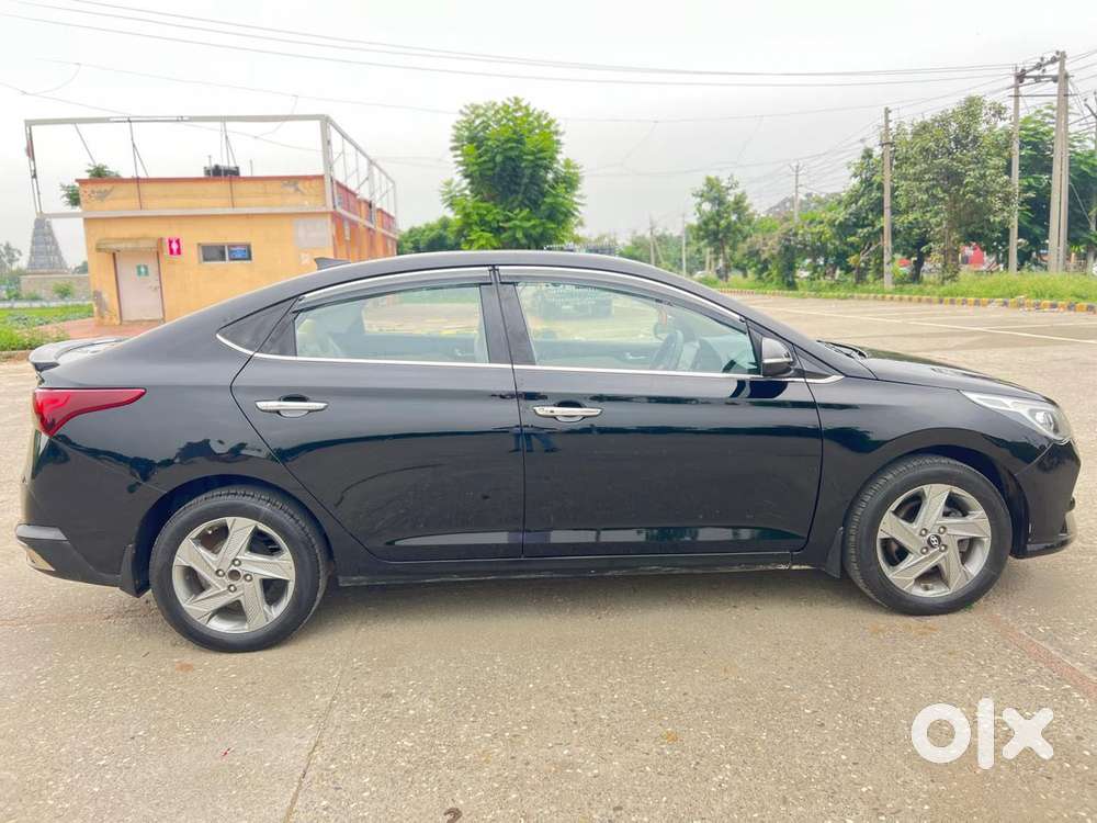 Hyundai Fluidic Verna