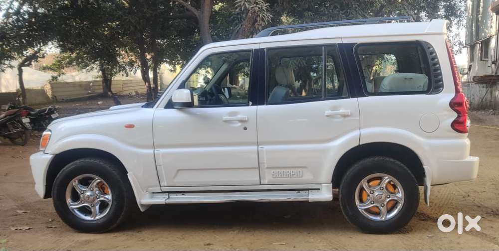 Mahindra Scorpio 2009-2014 Vlx At Airbag Bsiv, 2010, Diesel