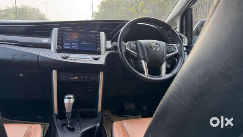 Toyota Innova Crysta [2020-ongoing] 2.7 Zx At 7 Str, 2022, Petrol