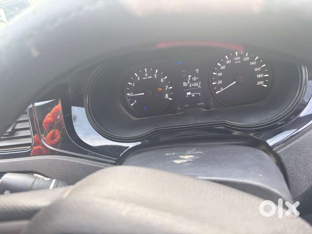 Tata Bolt Revotron Xe, 2017, Petrol
