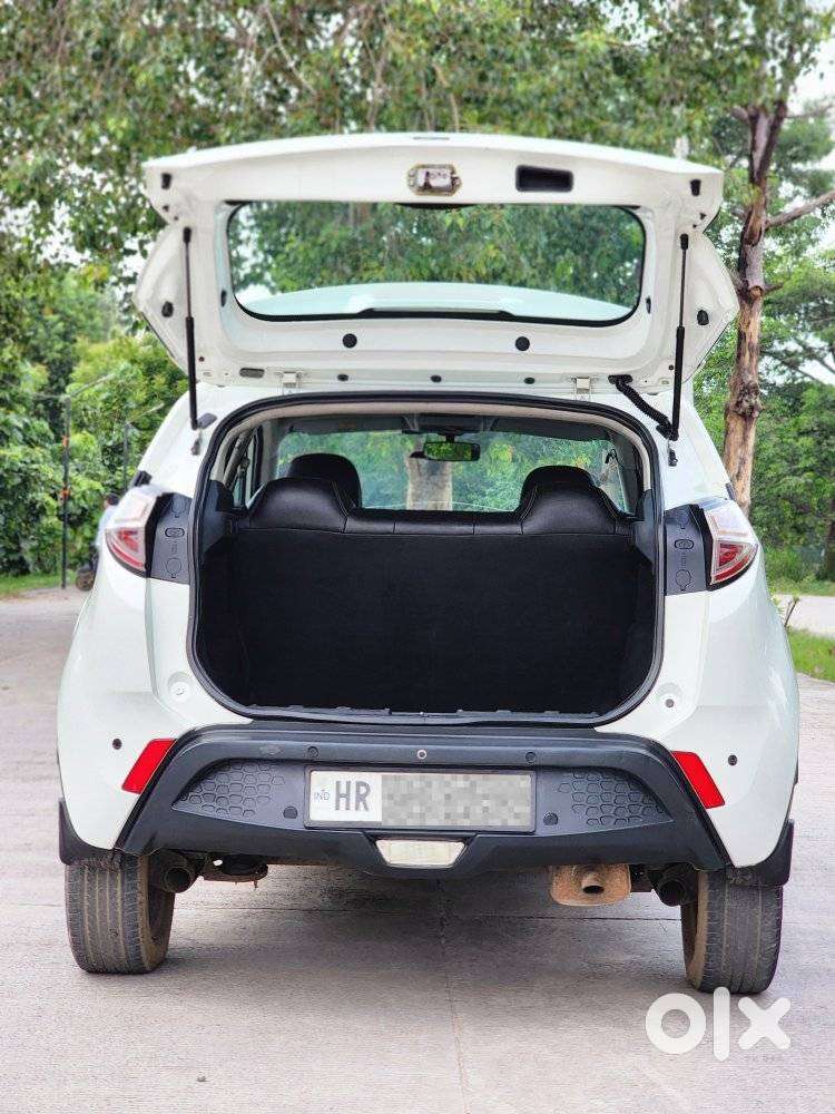 Tata Nexon 1.2 Petrol, 2019, Petrol