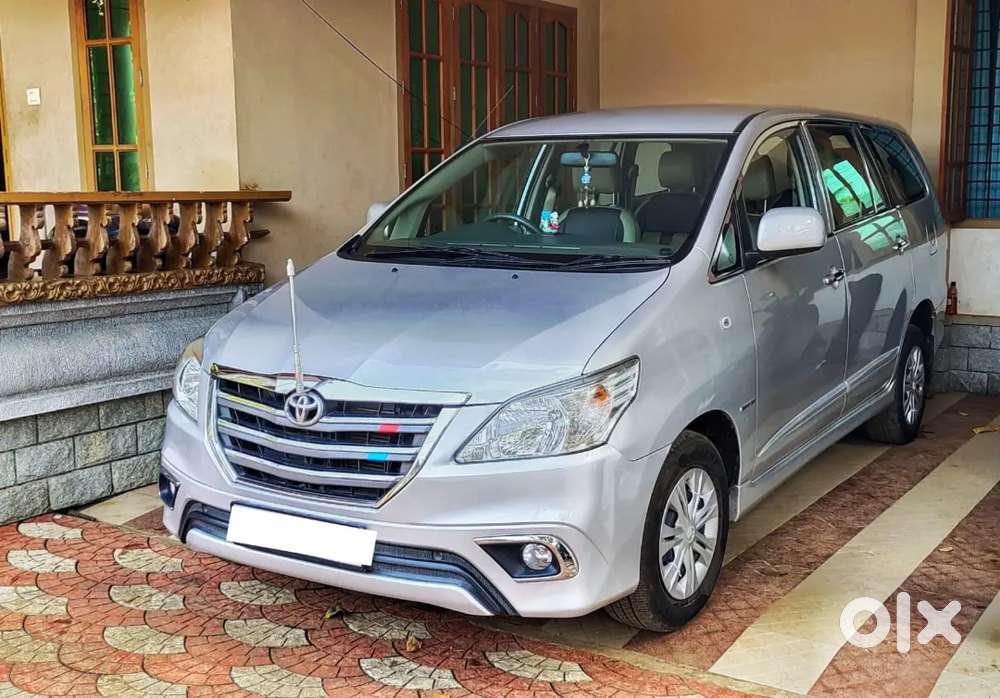 Toyota Innova 2014 Diesel 82000 Km Driven