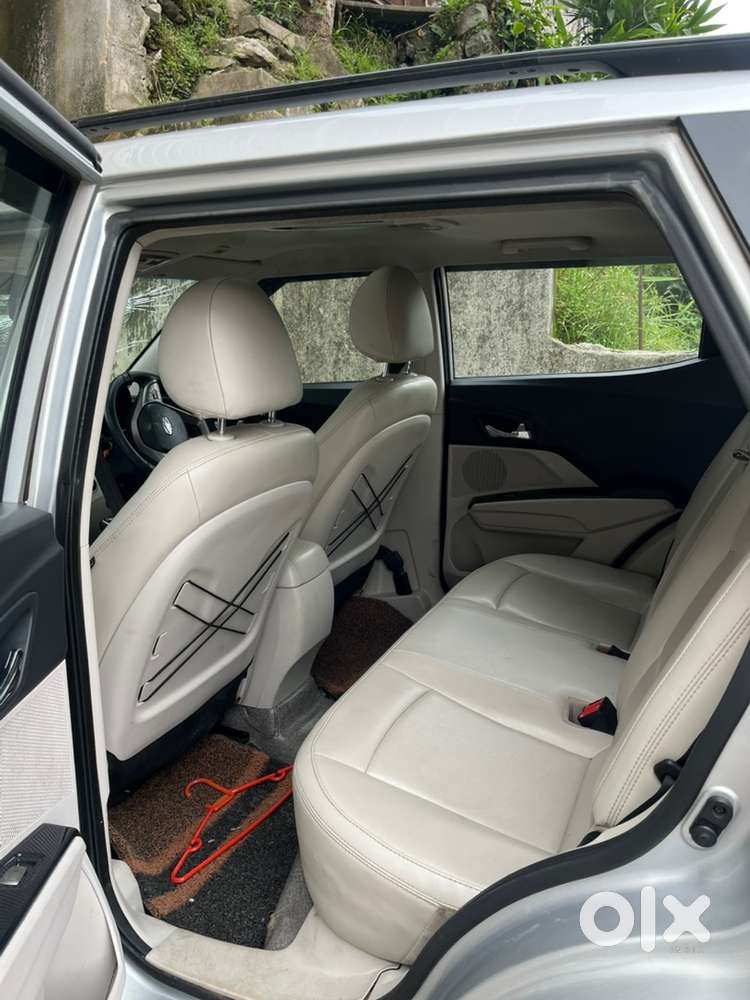 Mahindra Xuv300 Petrol Manual 2021